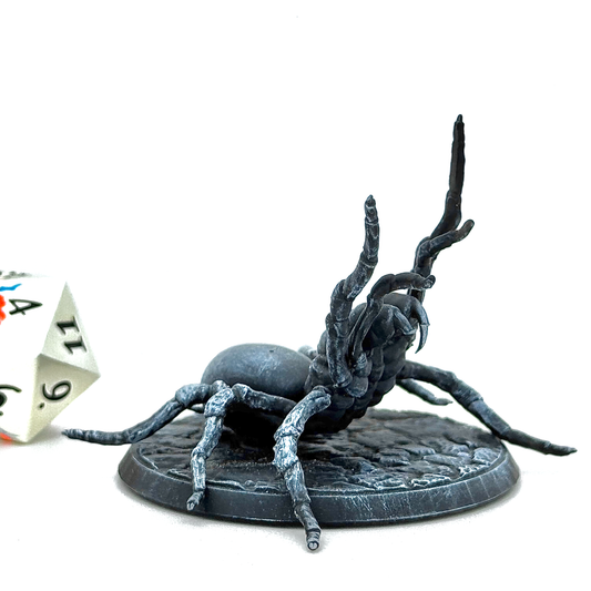 Giant Spider - Alert