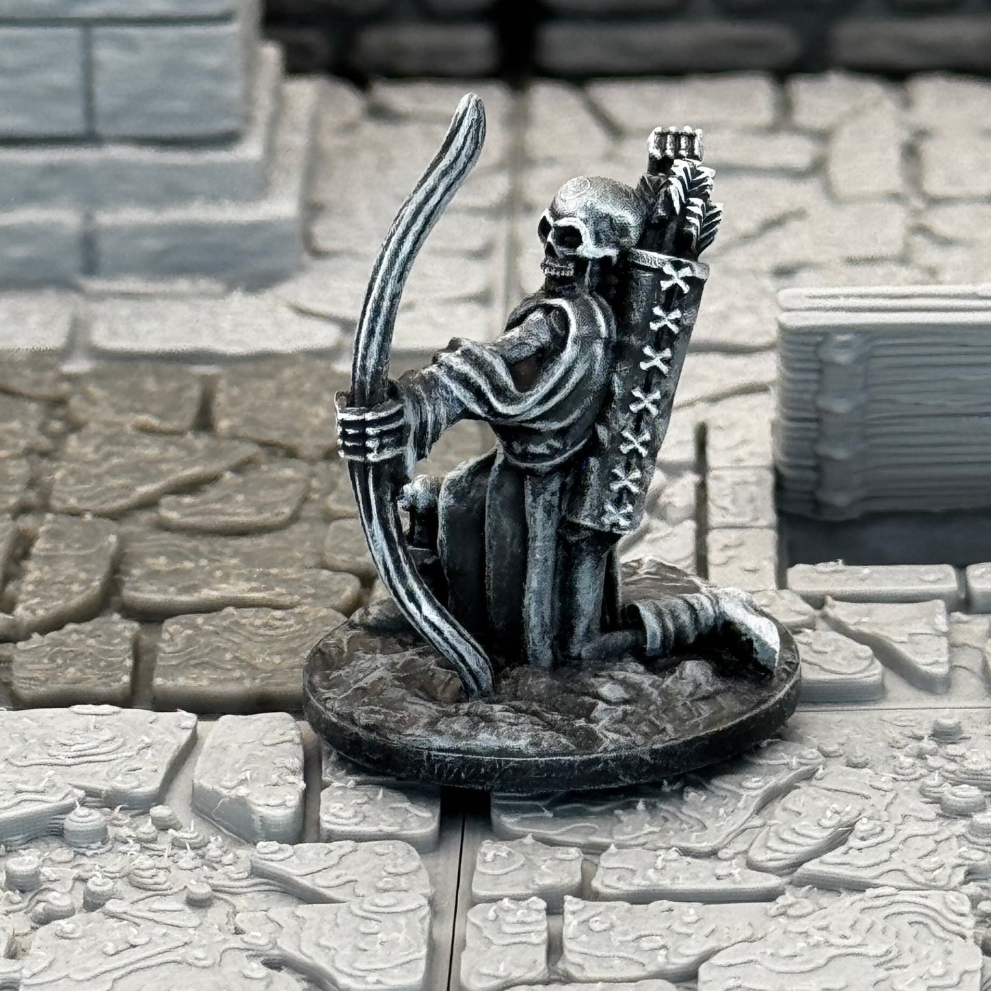 Skeleton Kneeling Bow