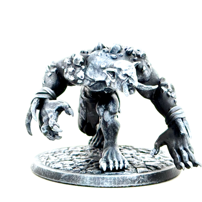 Troll Sneaka