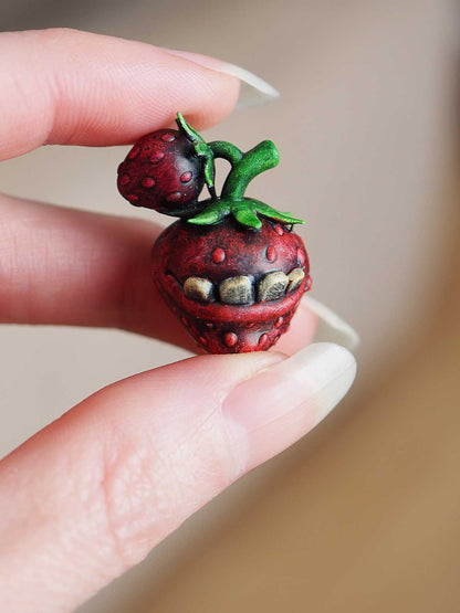 Strawberry mimics